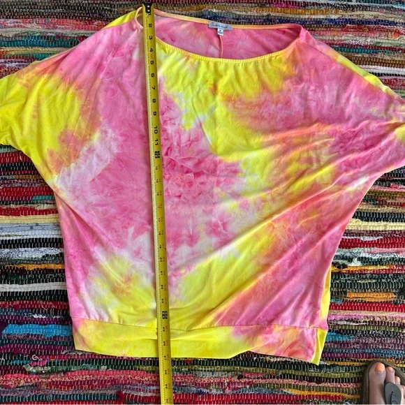 White Birch Tie-Dye Pink and Yellow Short Sleeve Top Medium - Picture 8 of 10